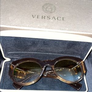Versace Medusa Biggie Cat Eye in Transparent in nude
